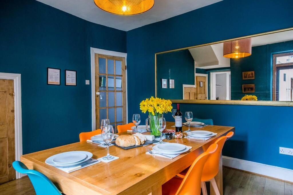 Gorgeous Victorian House Sleeps 6 In Cardiff Villa Eksteriør bilde